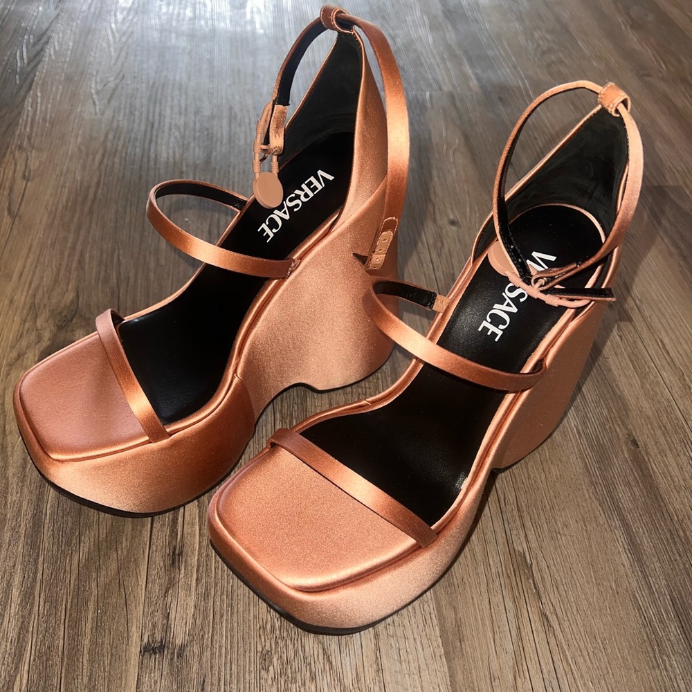 Versace Triplatform strap sandal brand new never worn!